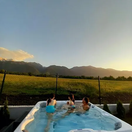 Mountain Aleksia- With Jacuzzi Villa Raslog