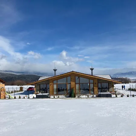 Mountain Aleksia- With Jacuzzi Raslog