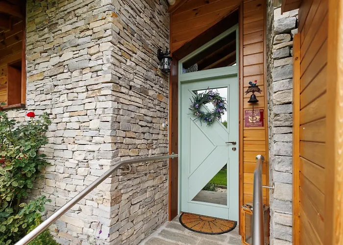 Mountain Aleksia- With Jacuzzi *