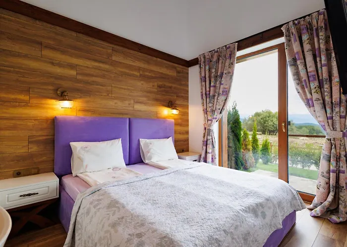 Mountain Aleksia- With Jacuzzi * Разлог