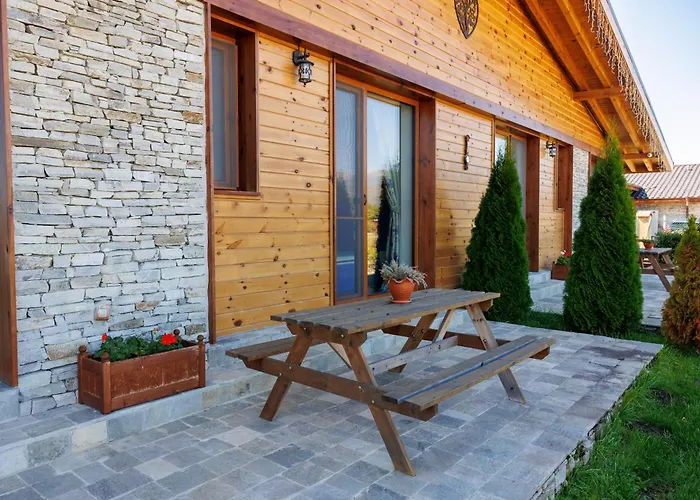 Mountain Aleksia- With Jacuzzi Вилла Разлог